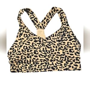 KYODAN leopard print racerback sports bra. Size Medium NWT